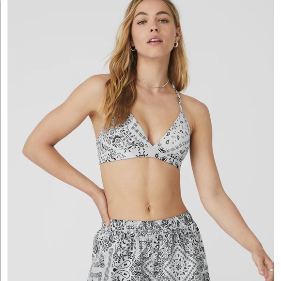 ALO Yoga Other - NWT Alo vapor bandana splendor bra